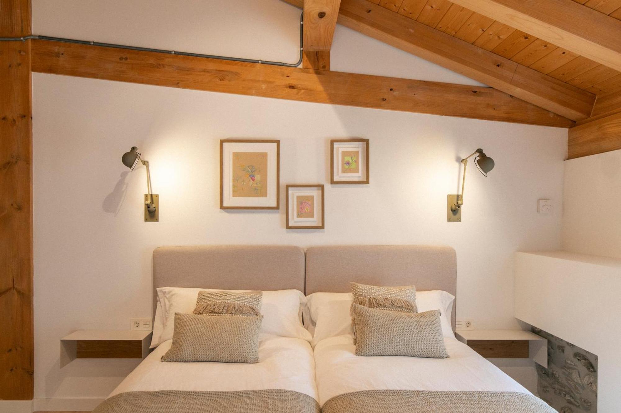 Altzoko Ostatua Hotel Aozo ภายนอก รูปภาพ